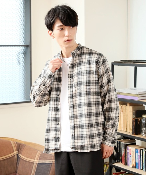 TopIsm（トップイズム）の「バンドカラー長袖ネルチェックシャツ（シャツ/ブラウス・メンズ・ホワイト/ブラック/ブラウン/グレー/ブラック系その他・LL/M/L）」の2枚目の写真