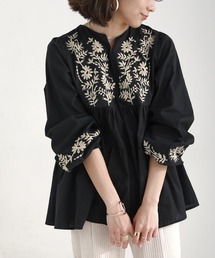 配色刺繍ティアードブラウス
