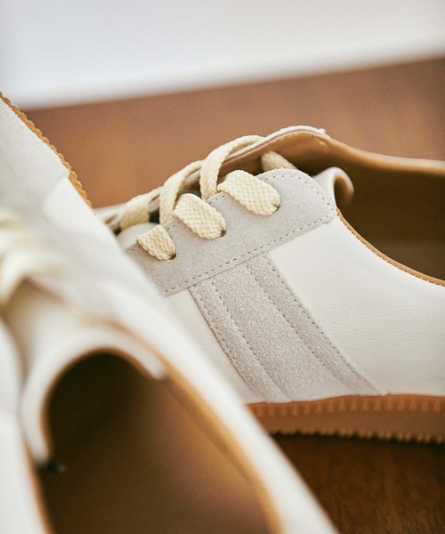 nowm(ノウム)の「【nowm】GERMAN TRAINER VINTAGE LIKE / ジャーマントレーナー ヴィンテージライク(スニーカー・メンズ・ホワイト・S/M/L)」の2枚目の写真