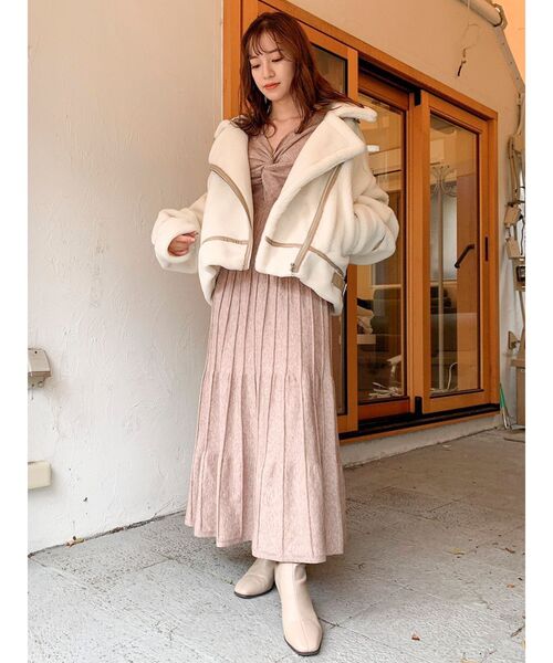 dazzlin（ダズリン）の「2WAYツイストデザインニットワンピース（ワンピース・レディース・ブラック/ベージュ/ブルー/グリーン・FREE）」の9枚目の写真