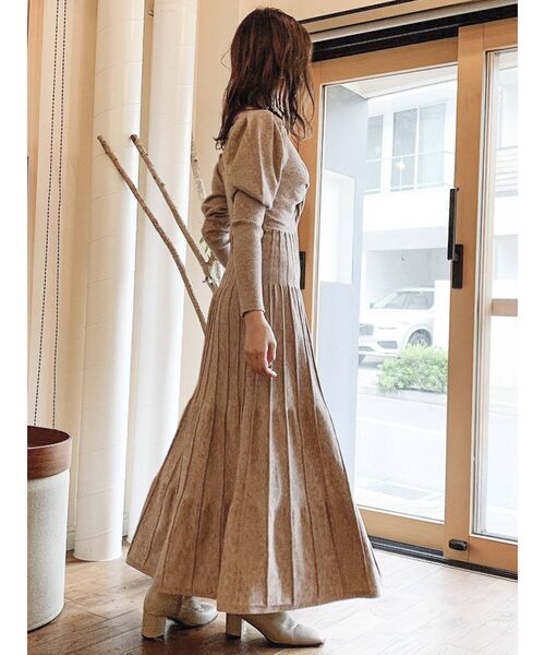 dazzlin（ダズリン）の「2WAYツイストデザインニットワンピース（ワンピース・レディース・ブラック/ベージュ/ブルー/グリーン・FREE）」の21枚目の写真