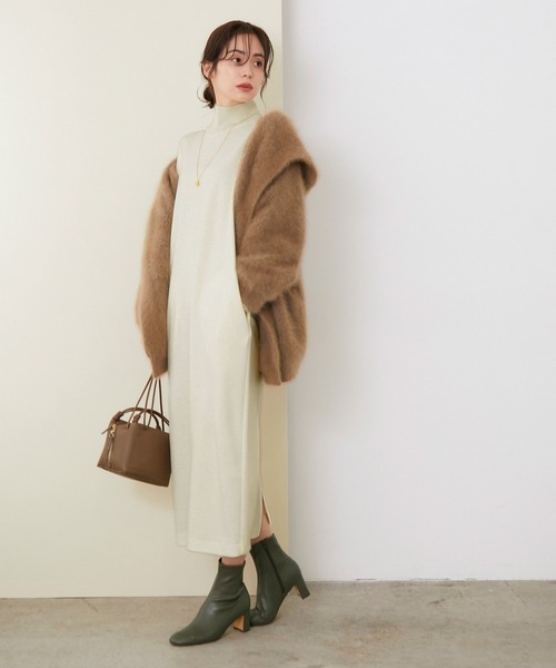 ROPE'(ロペ)の「【シリーズ】ウールスムースリブコンビタートルワンピース(ワンピース・レディース・スミクロ/キナリ/カーキ・38/36)」の16枚目の写真
