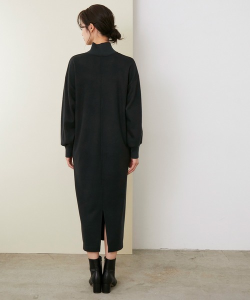 ROPE'(ロペ)の「【シリーズ】ウールスムースリブコンビタートルワンピース(ワンピース・レディース・スミクロ/キナリ/カーキ・38/36)」の21枚目の写真
