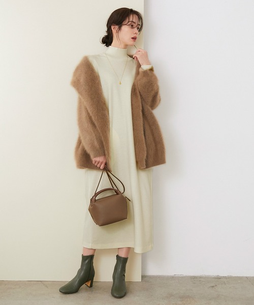 ROPE'(ロペ)の「【シリーズ】ウールスムースリブコンビタートルワンピース(ワンピース・レディース・スミクロ/キナリ/カーキ・38/36)」の8枚目の写真