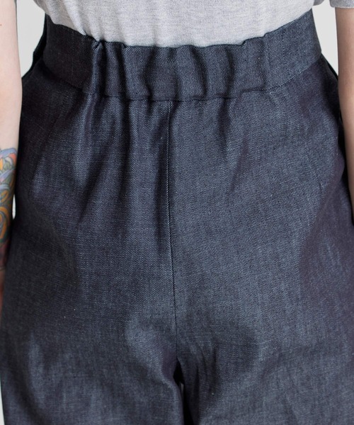 NOISE MAKER（ノイズメーカー）の「ハイウエストデニムワイドパンツ（デニムパンツ・レディース・ブルー/ブラック・36/38）」の12枚目の写真