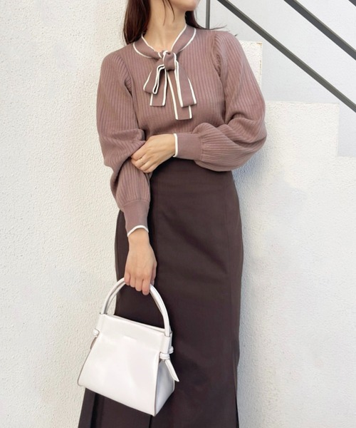 one after another NICE CLAUP（ワンアフターアナザーナイスクラップ）の「使いまわしバツグン！２Way台形コンパクトショルダーバッグ（ショルダーバッグ・レディース・ダークブラウン/アイボリー/モカ・FREE）」の6枚目の写真