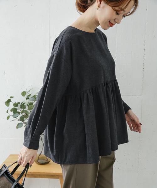 URBAN RESEARCH DOORS(アーバンリサーチドアーズ)の「コットン切替ギャザーブラウス(シャツ/ブラウス・レディース・チャコールグレー/ナチュラル・ONE)」の15枚目の写真