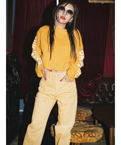 EGOIST(エゴイスト)の「スリーブメッセージニットトップス(ニット/セーター・レディース・ホワイト/ブラック/オレンジ・FREE)」の11枚目の写真