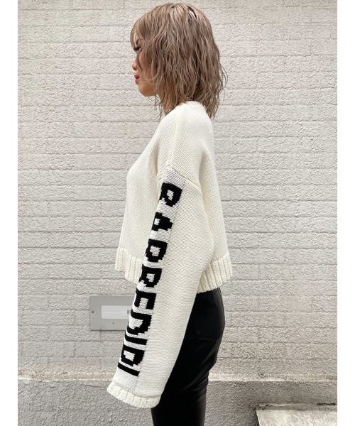 EGOIST(エゴイスト)の「スリーブメッセージニットトップス(ニット/セーター・レディース・ホワイト/ブラック/オレンジ・FREE)」の16枚目の写真