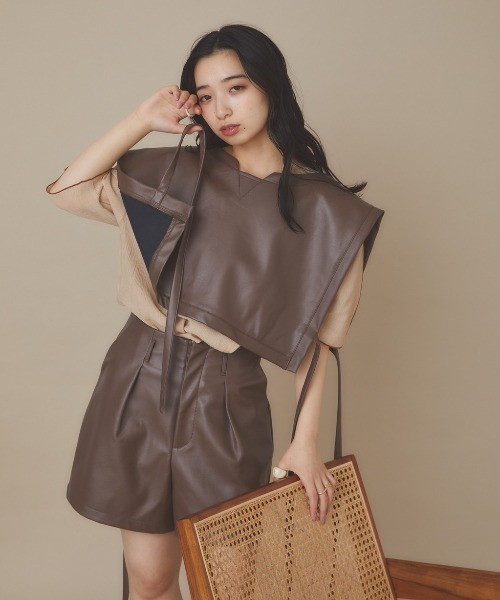 moi tytto（モイテュット）の「フェイクレザーショートパンツ（その他パンツ・レディース・ベージュ/モカ・FREE）」の21枚目の写真