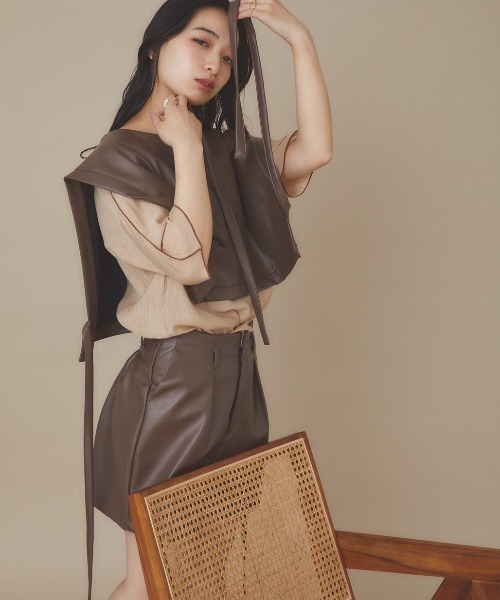 moi tytto（モイテュット）の「フェイクレザーショートパンツ（その他パンツ・レディース・ベージュ/モカ・FREE）」の22枚目の写真