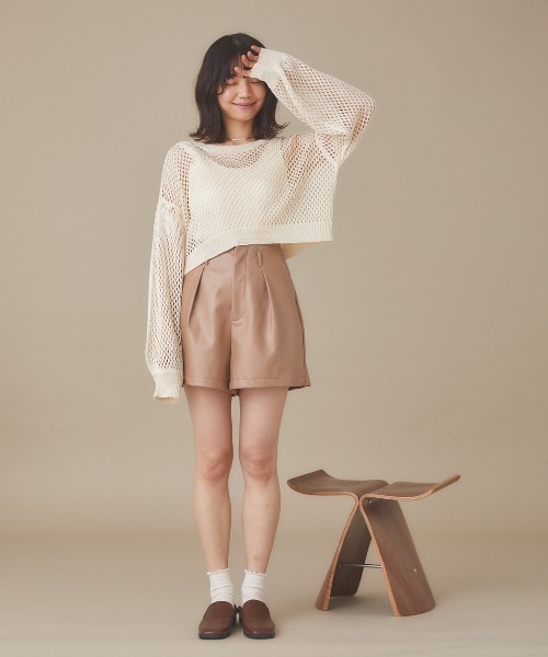 moi tytto（モイテュット）の「フェイクレザーショートパンツ（その他パンツ・レディース・ベージュ/モカ・FREE）」の7枚目の写真