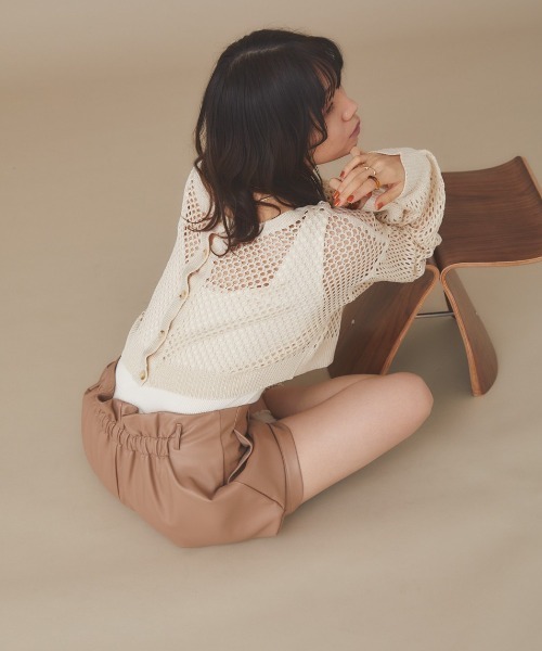 moi tytto（モイテュット）の「フェイクレザーショートパンツ（その他パンツ・レディース・ベージュ/モカ・FREE）」の13枚目の写真