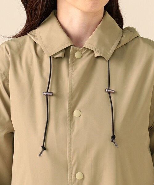 Traditional Weatherwear（トラディショナルウェザーウェア）の「Traditional Weatherwear / PENRITH パッカブルレインコート（ステンカラーコート・レディース・ブラック/ベージュ/サックスブルー・S）」の11枚目の写真