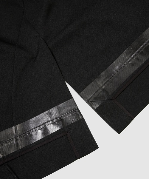 TAKAHIROMIYASHITATheSoloIst.(タカヒロミヤシタザソロイスト)の「re-sized notched lapels jacket.(テーラードジャケット・メンズ・ブラック・46)」の5枚目の写真