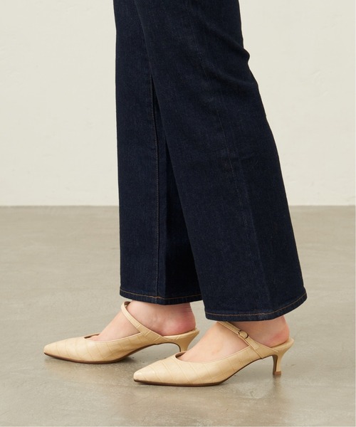 LE TALON(ルタロン)の「4.5cmストラップミュール(パンプス・レディース・レモンイエロー・SMALL/MEDIUM/LARGE)」の3枚目の写真