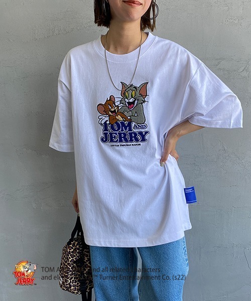 B ONE SOUL（ビーワンソウル）の「【WEB限定】[SEQUENCE BY B-ONE-SOUL/シークエンス] トムとジェリー キャラクターエンボス刺繍Tシャツ（Tシャツ/カットソー・レディース・ブラック/ブルー/ホワイト・M/L/XL）」の2枚目の写真