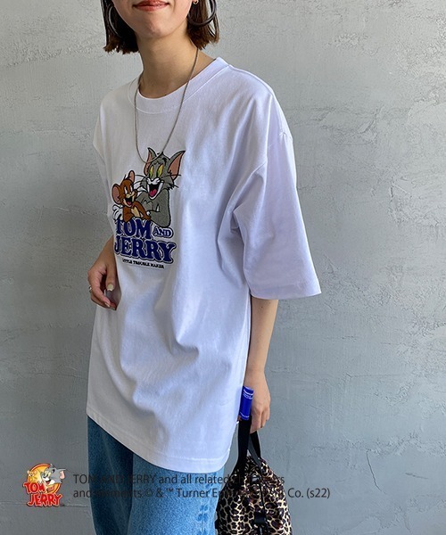 B ONE SOUL（ビーワンソウル）の「【WEB限定】[SEQUENCE BY B-ONE-SOUL/シークエンス] トムとジェリー キャラクターエンボス刺繍Tシャツ（Tシャツ/カットソー・レディース・ブラック/ブルー/ホワイト・M/L/XL）」の7枚目の写真