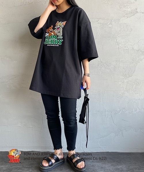 B ONE SOUL（ビーワンソウル）の「【WEB限定】[SEQUENCE BY B-ONE-SOUL/シークエンス] トムとジェリー キャラクターエンボス刺繍Tシャツ（Tシャツ/カットソー・レディース・ブラック/ブルー/ホワイト・M/L/XL）」の5枚目の写真