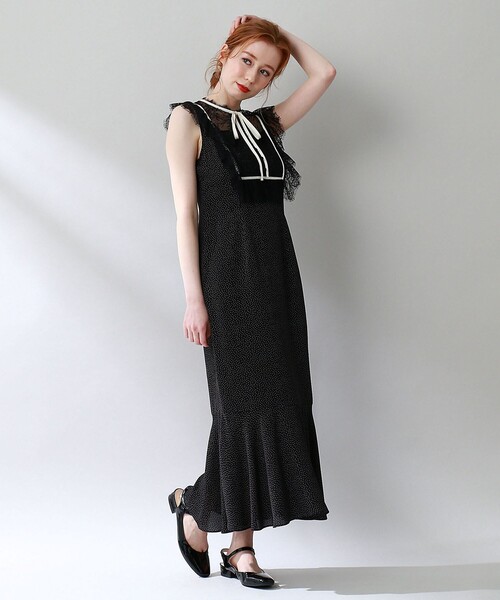 【新品未使用】DEICY デイシー レースティアードフリルワンピース DEICY（デイシー）の「レースドッキングマーメイドワンピース
