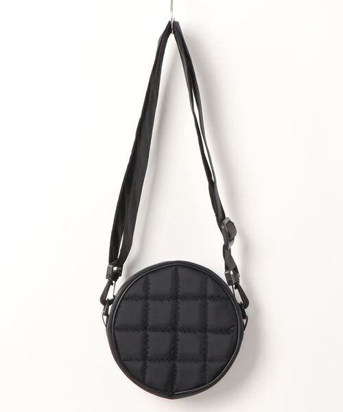 MONDEWORK(モンドワーク)の「Nylon circle pochette ナイロン/ポシェット/ショルダーバック(ショルダーバッグ・レディース・ブラック/ベージュ/パープル/ピンク/グリーン・ONE SIZE)」の22枚目の写真