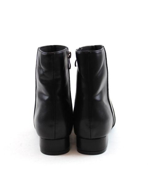 VIVIAN（ヴィヴィアン）の「スクエアトゥシンプルローヒールショートブーツ（ブーツ・レディース・ブラック/ダークブラウン/ブラウン/ウッド/アイボリー/ブラック系その他3・LL/S/M/L/SS/XL）」の14枚目の写真