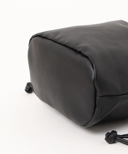 Chez toi（シェトワ）の「巾着ショルダーBAG（ショルダーバッグ・レディース・ブラック/ブルー/ボルドー/モカ・00）」の18枚目の写真