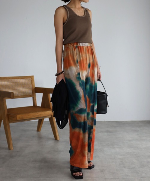 mi via loca（ミヴィアロカ）の「配色ステッチタンクトップ（タンクトップ・レディース・ホワイト/ブラック/ブラウン/カーキ/モカ・FREE）」の22枚目の写真