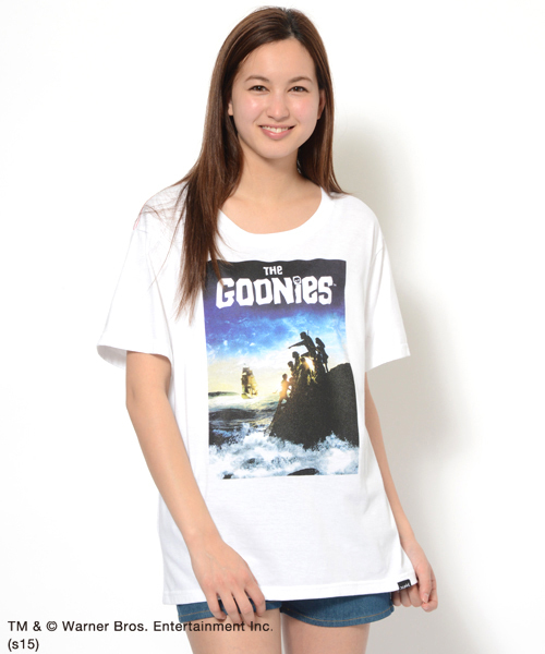 X-girl（エックスガール）の「【mini7月号掲載】THE GOONIES S/S BIG TEE（Tシャツ/カットソー・レディース・ホワイト/ブラック・ONE SIZE）」の8枚目の写真