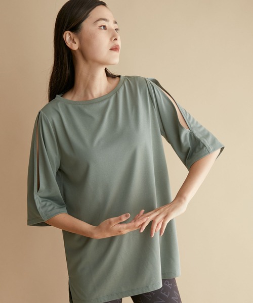 NERGY(ナージー)の「【吸水速乾 UV】袖スリット5部丈Tシャツ(Tシャツ/カットソー)」 WEAR NERGY(ナージー)の「【吸水速乾 UV】袖スリット5部丈Tシャツ(Tシャツ/カットソー)」 WEAR