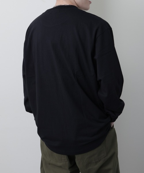 COLONY 2139（コロニートゥーワンスリーナイン）の「2139長袖Tシャツ(ストリートフォント）（Tシャツ/カットソー・メンズ・ホワイト/ブラック・MEDIUM/LARGE）」の20枚目の写真