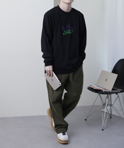 COLONY 2139（コロニートゥーワンスリーナイン）の「2139長袖Tシャツ(ストリートフォント）（Tシャツ/カットソー・メンズ・ホワイト/ブラック・MEDIUM/LARGE）」の22枚目の写真