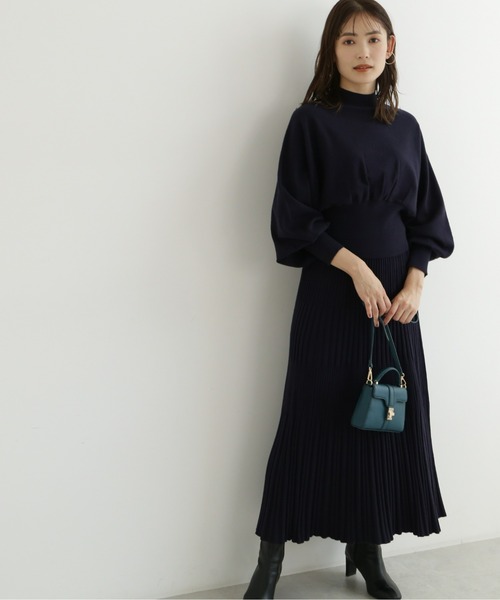 NATURAL BEAUTY BASIC(ナチュラルビューティーベーシック)の「ドルマンニットセットアップ(ワンピース・レディース・ベージュ/ブラウン/レッド/ネイビー・MEDIUM)」の5枚目の写真