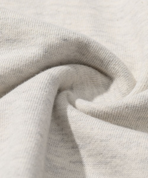 FCMM（エフシーエムエム）の「CLUB TEAM CLASSIC HALF ZIP SWEATSHIRT/クラブチームクラシックハーフジップスウェットシャツ（スウェット・メンズ・グレー/ブラック/オートミール・MEDIUM/LARGE）」の8枚目の写真