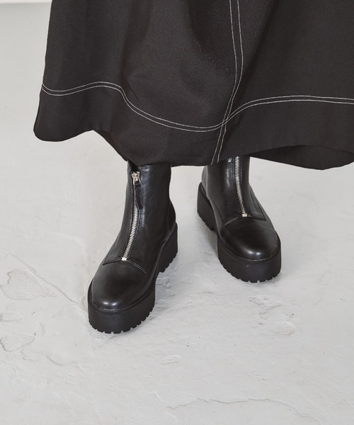 ORiental TRaffic(オリエンタルトラフィック)の「厚底フロントジップブーツ/21425(ブーツ・レディース・ブラック/グレー・SS/S/M/L/LL/3L)」の10枚目の写真