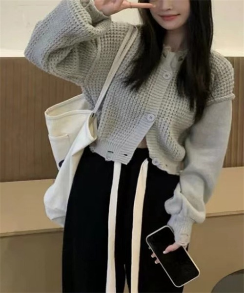 FREE STYLISTS(フリー スタイリスト)の「ダメージ加工ニットカーディガン(カーディガン/ボレロ・レディース・ブラック/グレー/ホワイト/ベージュ・FREE)」の22枚目の写真