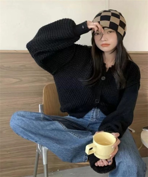FREE STYLISTS(フリー スタイリスト)の「ダメージ加工ニットカーディガン(カーディガン/ボレロ・レディース・ブラック/グレー/ホワイト/ベージュ・FREE)」の13枚目の写真