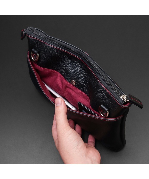 DIABLO(ディアブロ)の「3wayレザーミニショルダー(ショルダーバッグ・メンズ・ブラック×レッド/ブラック×ブルー・ONE SIZE)」の14枚目の写真