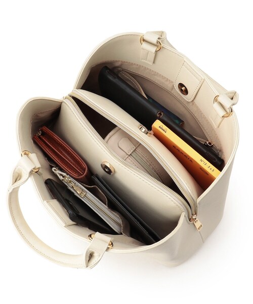 SHOO・LA・RUE（シューラルー）の「◆飾り金具地トート（トートバッグ・レディース・アイボリー/ブラック/グレー・00）」の11枚目の写真