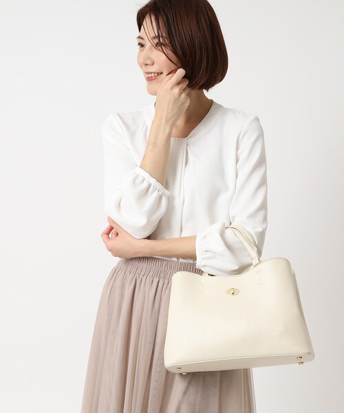 SHOO・LA・RUE（シューラルー）の「◆飾り金具地トート（トートバッグ・レディース・アイボリー/ブラック/グレー・00）」の19枚目の写真