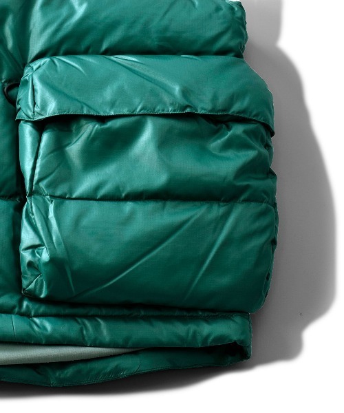DAIWA PIER39(ダイワピア39)の「DAIWA PIER39 TECH BACK PACKER DOWN VEST ダイワ ピア39 ダウンベスト(ダウンベスト・メンズ・イエロー/パープル/グリーン・LARGE/MEDIUM/X-LARGE/SMALL)」の10枚目の写真