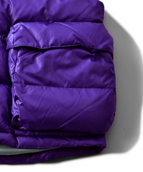DAIWA PIER39(ダイワピア39)の「DAIWA PIER39 TECH BACK PACKER DOWN VEST ダイワ ピア39 ダウンベスト(ダウンベスト・メンズ・イエロー/パープル/グリーン・LARGE/MEDIUM/X-LARGE/SMALL)」の5枚目の写真