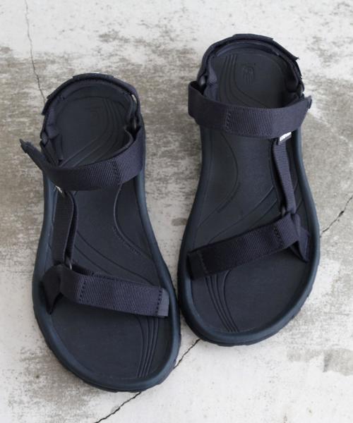 BEAUTY&YOUTH UNITED ARROWS(ビューティーアンドユースユナイテッドアローズ)の「BYBC∵ TEVA別注 HURRICANE/ネイビー(サンダル・レディース・ネイビー・7/5/6)」の2枚目の写真