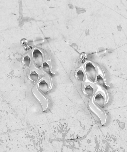 Figments（フィグメンツ）の「ファイヤーデザインピアス（ピアス（両耳用）・レディース・シルバー・FREE）」の3枚目の写真