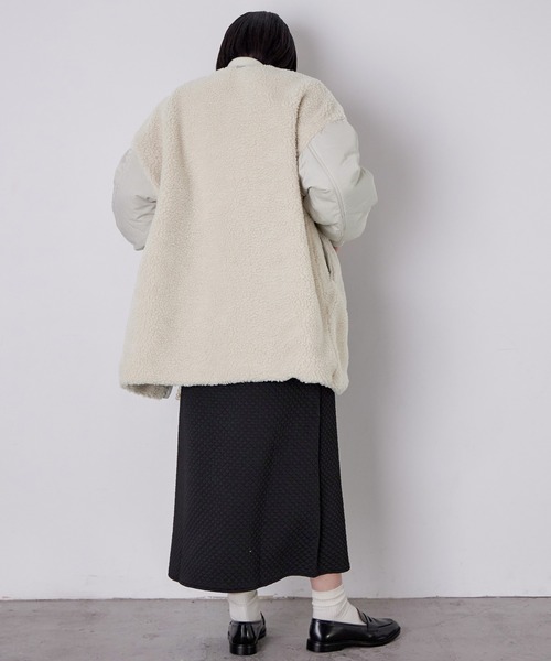 Fashion Letter(ファッションレター)の「ボア×MA-1オーバーブルゾン(MA-1・レディース・ブラック/ブラウン/ライトベージュ・M)」の4枚目の写真