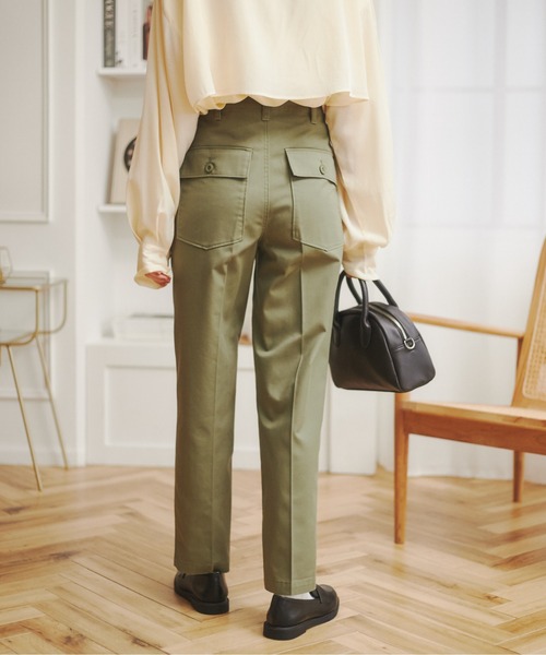 ANGIE(アンジー)の「ハイウエストセンタープレスベイカーパンツ(チノパンツ・レディース・カーキ/ネイビー/ベージュ/アイボリー・MEDIUM/SMALL/LARGE)」の21枚目の写真