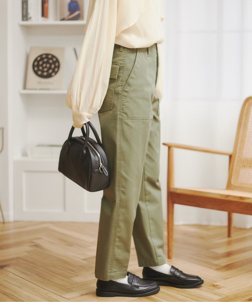 ANGIE(アンジー)の「ハイウエストセンタープレスベイカーパンツ(チノパンツ・レディース・カーキ/ネイビー/ベージュ/アイボリー・MEDIUM/SMALL/LARGE)」の22枚目の写真