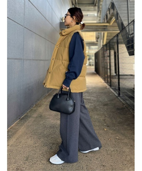 Champion(チャンピオン)の「【Champion】華奢ロゴプリント(スウェット・レディース・ネイビー/オフホワイト/ブルー・L/M)」の20枚目の写真