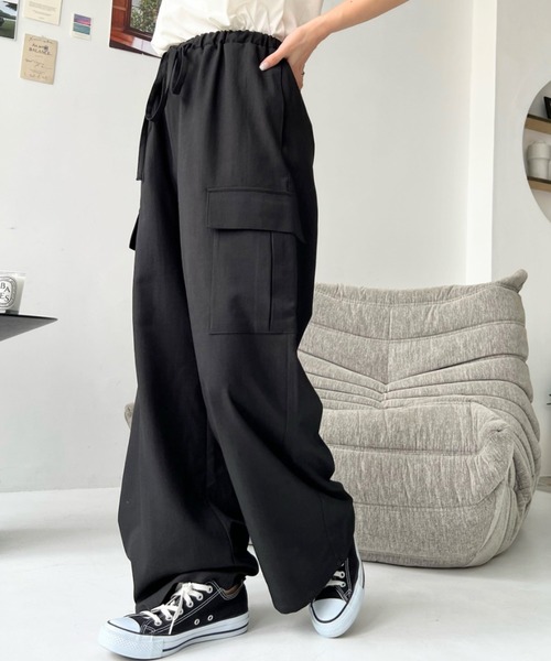 moment+(モーメントプラス)の「リネンライクリラックスカーゴパンツ(カーゴパンツ・レディース・アイボリー/ブラック/ブラウン/キャメル/カーキ・M/L)」の7枚目の写真
