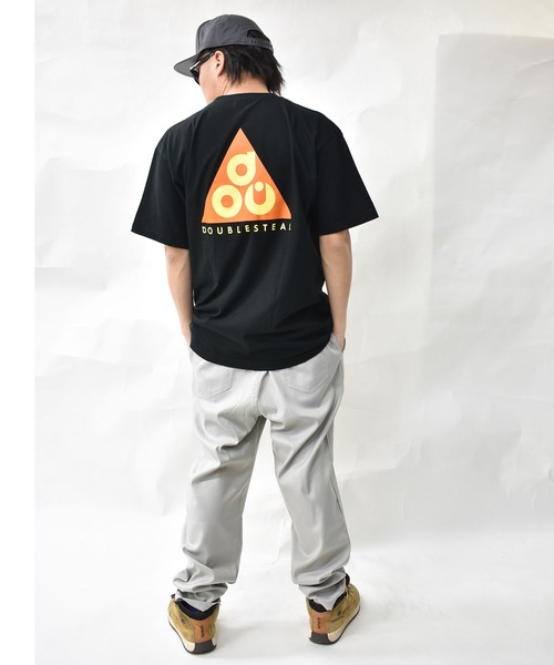 DOUBLE STEAL(ダブルスティール)の「トライアングル ロゴ Tシャツ(Tシャツ/カットソー・メンズ・ブラック/ホワイト/アッシュグレー・X-LARGE/MEDIUM/LARGE/XX-LARGE)」の6枚目の写真